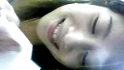 زیبایی سیاه فیلم سکسی سوپر دانلود پوست سواری dildo به سیاه و سفید جوان