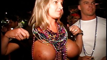 Les Deux دوم بالا دانلود فیلم سکسی یا سوپر