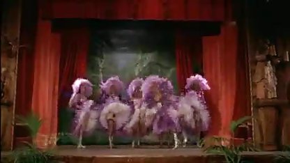 Lesbo عاشق لیسیدن گربه وار بر روی دانلود برنامه سوپر سکسی نیمکت