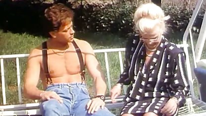 بوکس, مادر دوست دانلود فیلم سوپر توپ داشتنی با قطار بیدمشک او